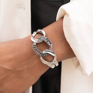 ❤️‍🔥5/$25❤️‍🔥 Bombshell Squad Silver Bracelet